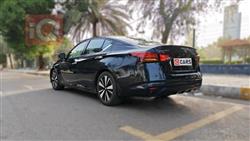 نيسان ألتيما